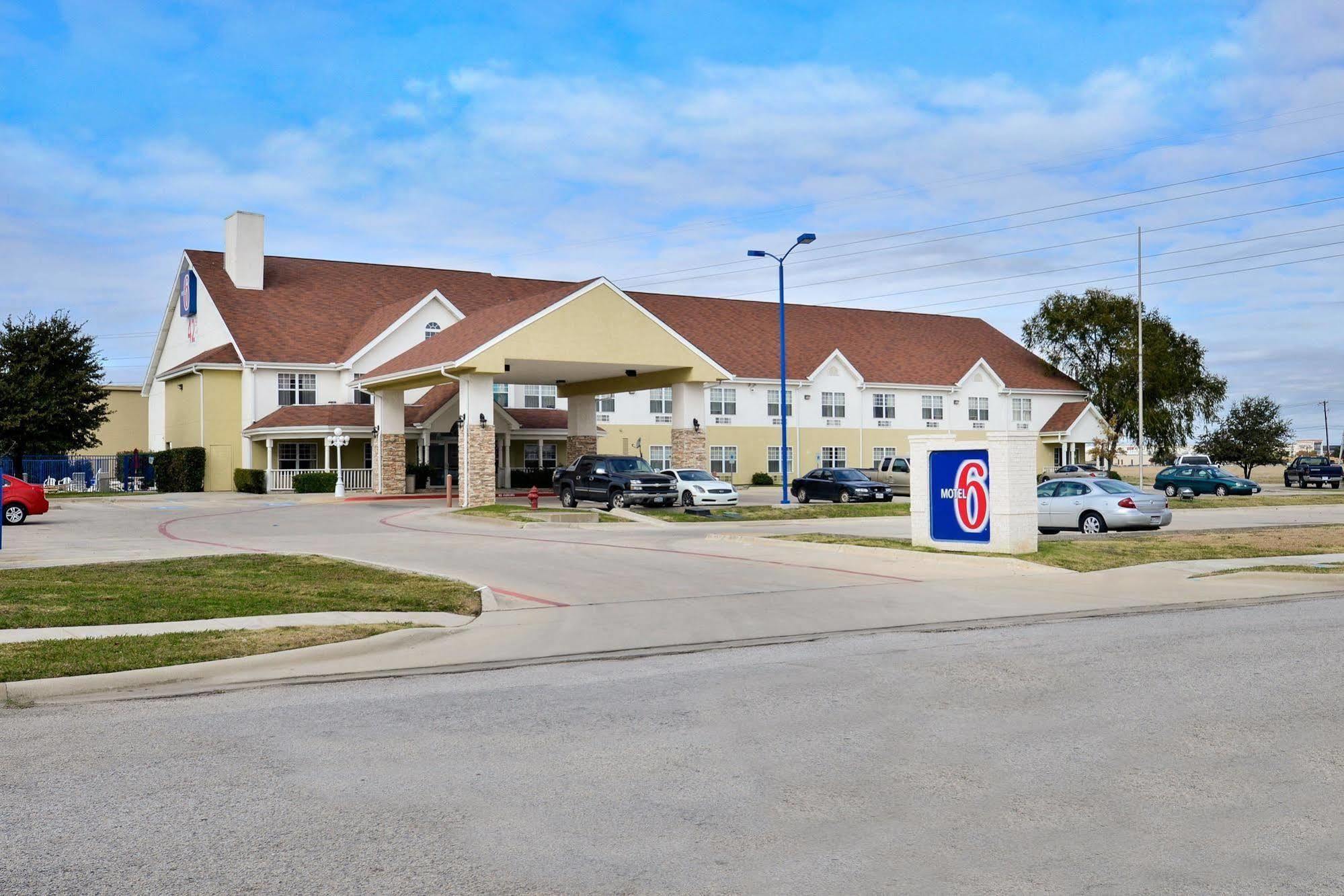 Motel 6-North Richland Hills, Tx - Ne Fort Worth Zewnętrze zdjęcie